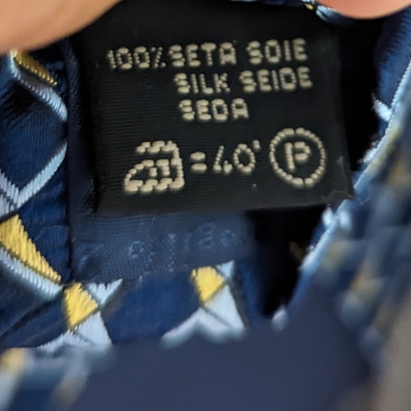 Ermenegildo Zegna Mens Designer 100% Silk Tie Very Stylish. - Picture 5 of 5